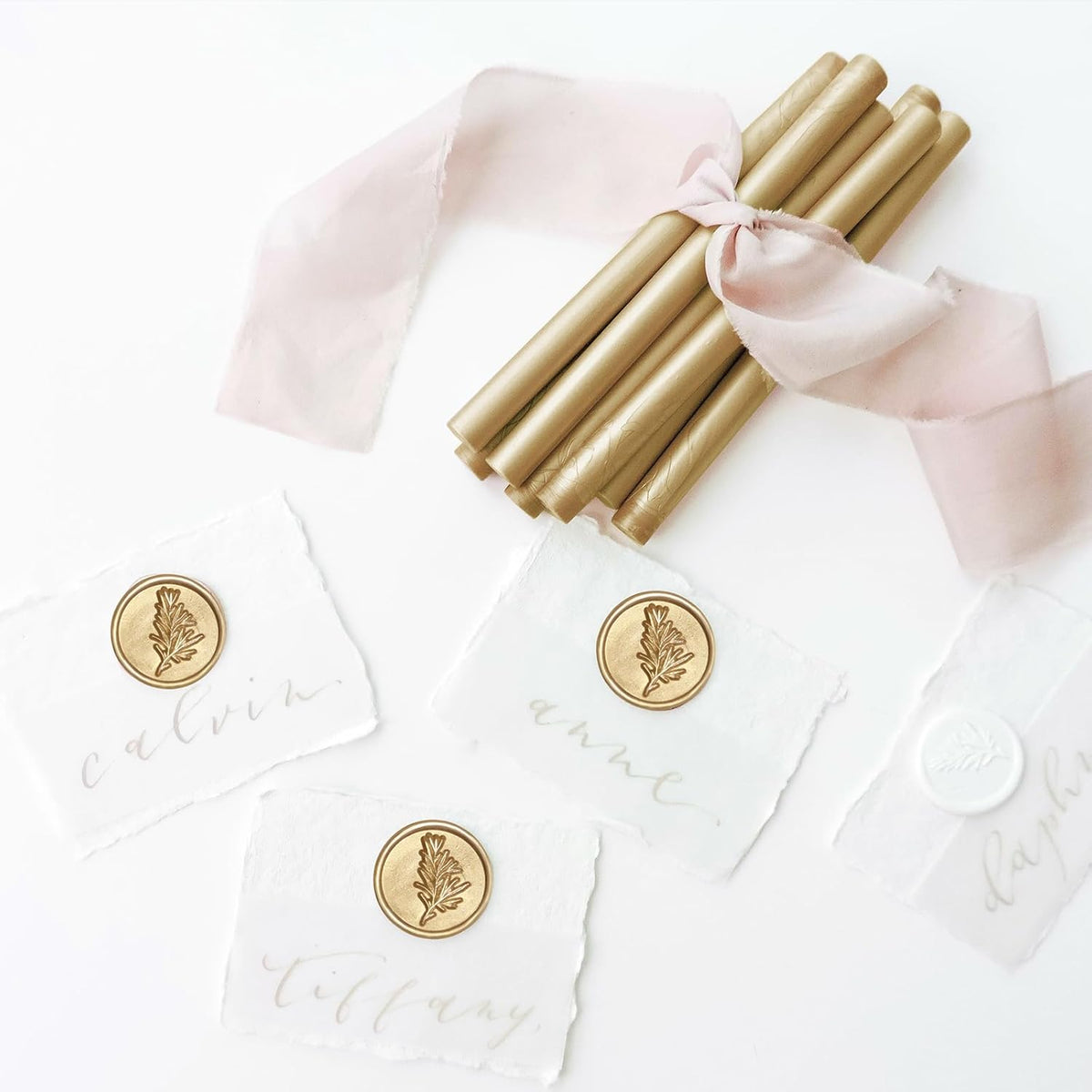 UNIQOOO Glue Gun Sealing Wax Sticks for Wax Seal Stamp - Prosecco Metallic Light Gold, Great for Wedding Invitation, Card Envelope, Snail Mail, Wine Package, Christmas Gift Ideas, Pack of 8