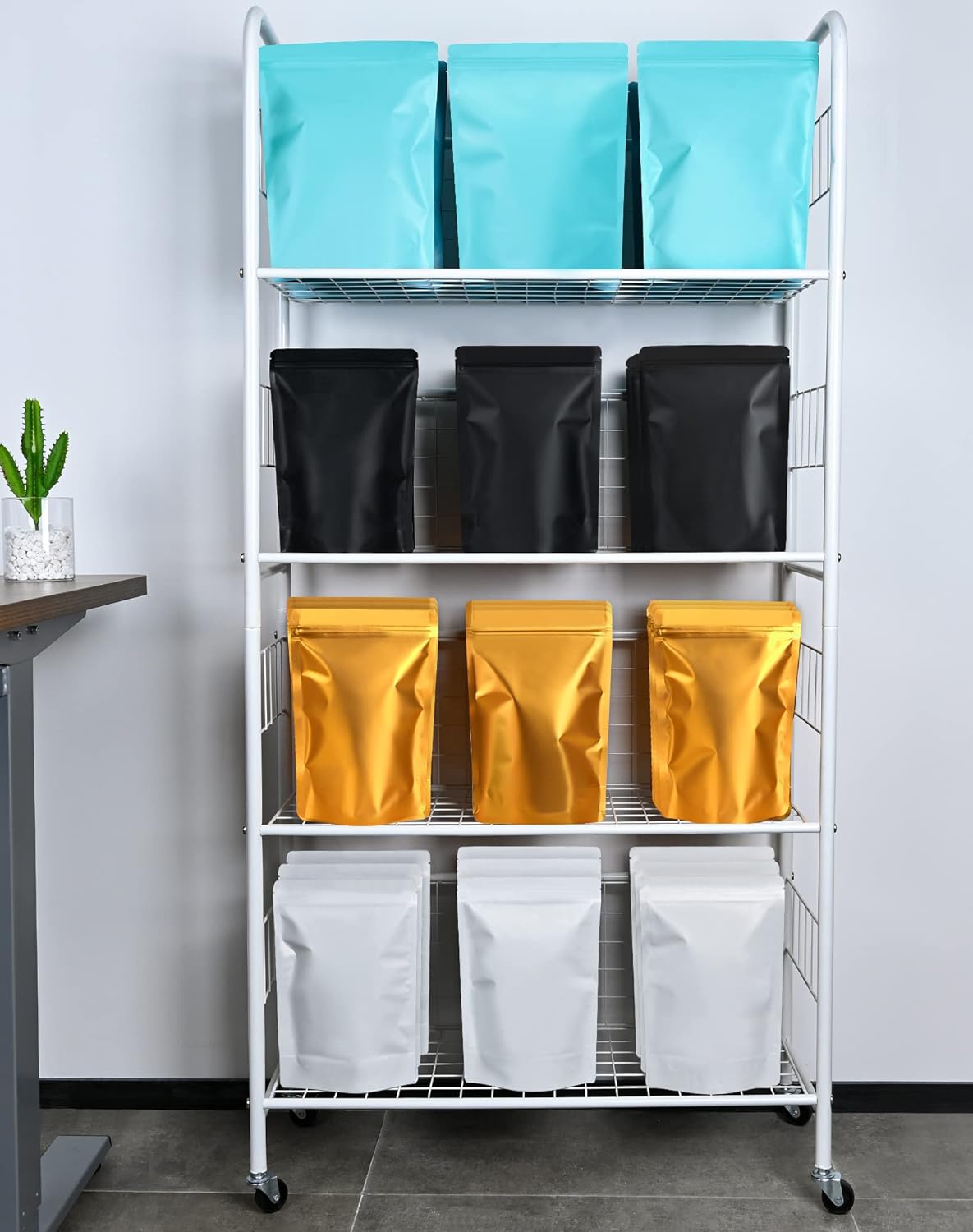 100 Pack Resealable Stand Up Bags,7.1" x 10.2" Smell Proof Pouch Sealable Foil Pouch Bags for Packaging (Gold)