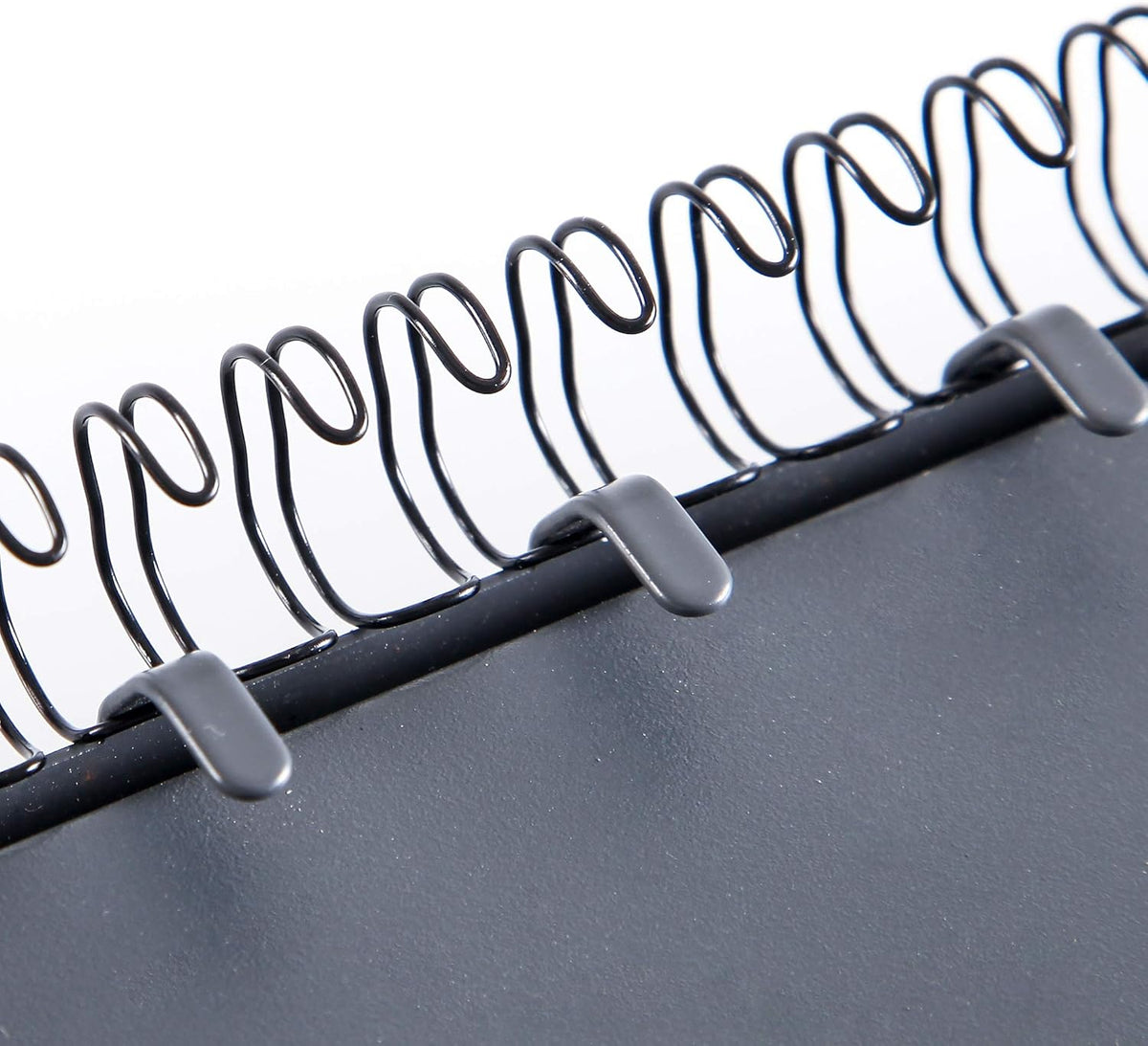 BNC Double Loop Wire Binding Rings Letter Size 3:1 Loops 32 Holes Black Color Pack of 100 (9/16 Inches)